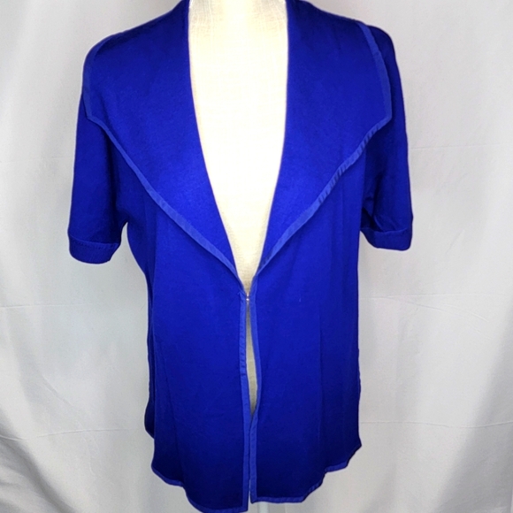 St John Blue Short Sleeve Cardigan Size L. #350 - Picture 1 of 7